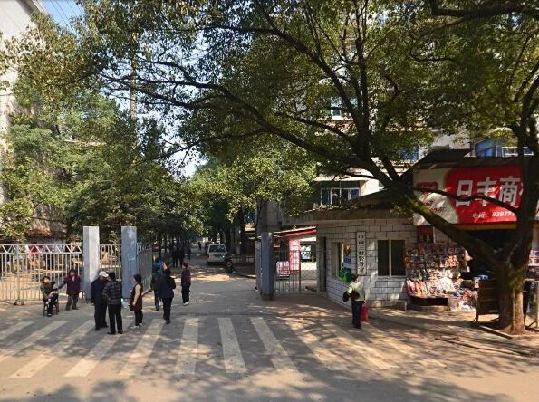 小区相关图