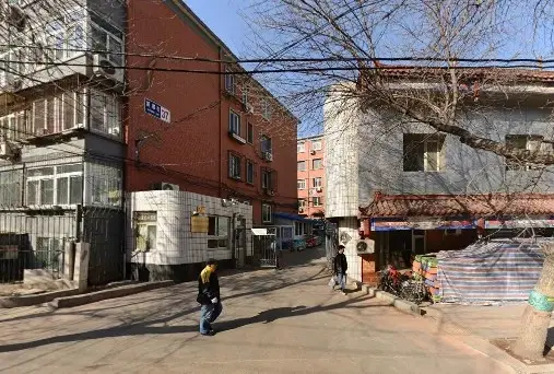 新德街37号院