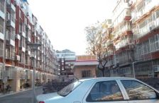 西黄城根南街一区2室1厅南北