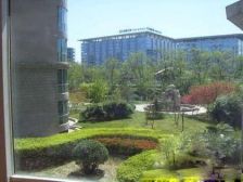 建国路100号3室1厅南