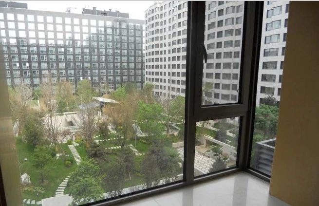 闹市口大街实景图