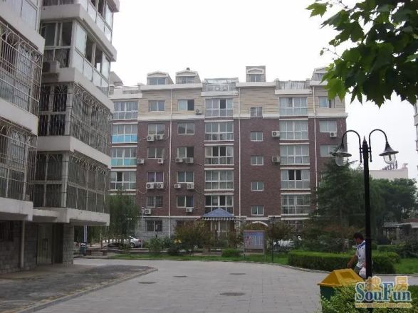 鸿泽园小区实景图