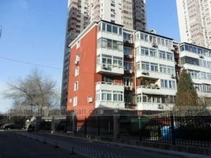 满五年全明格局、临公园环境好、有电梯观景两居室,