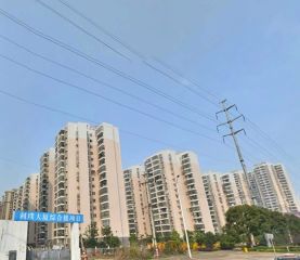 地铁口两房,圭塘河畔,房东诚心出售。