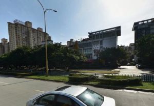 天府香城3室1厅南