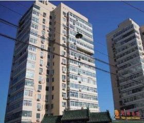 万明路18号院2室1厅西南