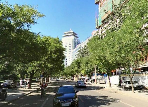 小区相关图