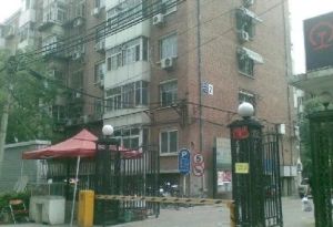 北蜂窝中路2号院2室1厅南北