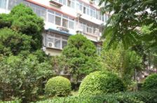 西革新里110号院2室1厅南北