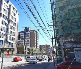 此房满五年,南北通透格局,户型方正,交通方便