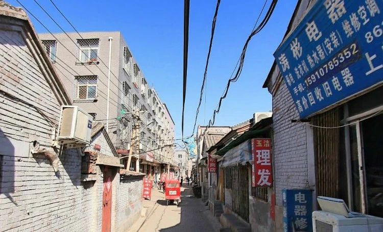 小区相关图