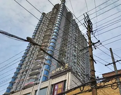 裕阳大厦实景图
