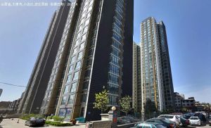 精装修两居交通方便生活配套齐全车位充沛