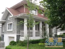 旅游路墅区复式,带阁楼,配套齐全,环境优美