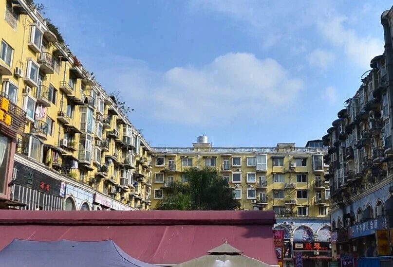 小区相关图