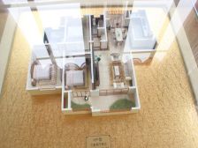 宝丽阳光国际4室2厅南