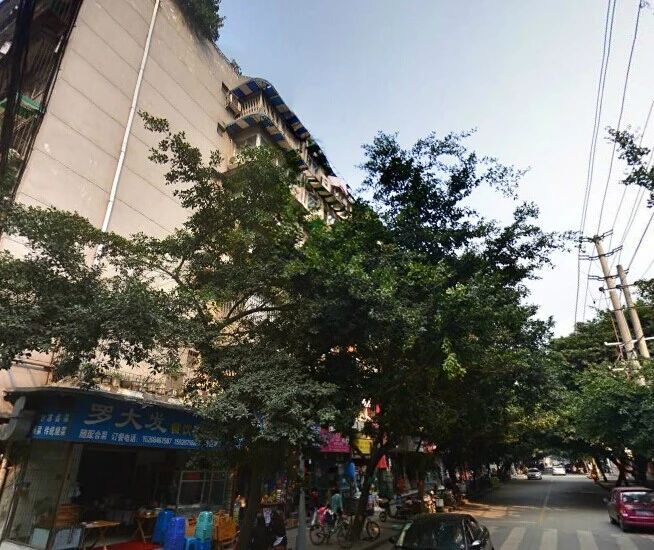 小区相关图