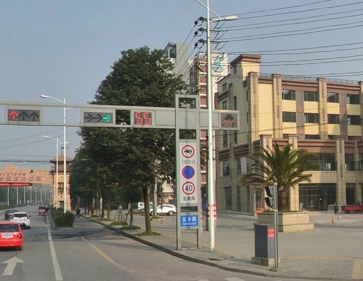 小区相关图