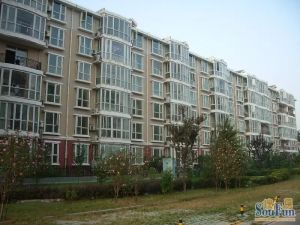 北欧小镇,北向开间,中间楼层居住舒适