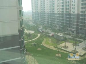 楼层好采光好,距离小区门口近,楼栋位置好