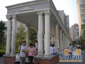 复式户型方正四室两厅两卫带40平米露台