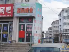 宝山小区 5楼 带小房 供暖供气