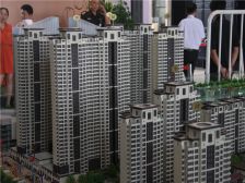 证过二,带字母车位,储藏室,精装修,高楼层