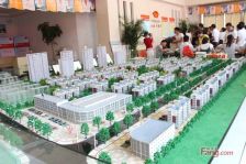 龙盛幸福里2室,证满二,采光好,中间楼层,俩梯四户