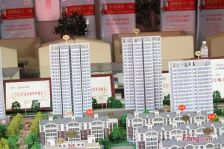 龙盛幸福里 两居室 带储藏室 北露台 过二