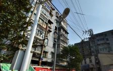 东华小区 两室精装 家具家电全 户型方正