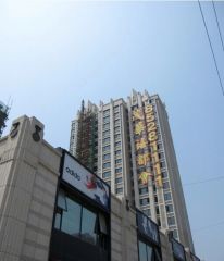 新上小高层中间楼层装修很好在随时可以看房随时签约