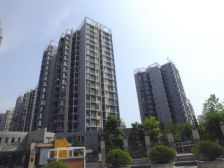 业主自住 客卧分离 保持好 拎包入住