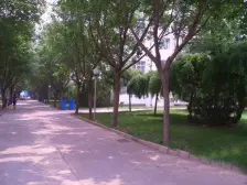 此房满五,南北通透,带产权地下室