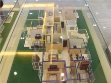 龙河湾多层,证过五唯一,自住精装修大两室,带储藏室