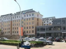 多层2楼,精装两室,出家门进校门