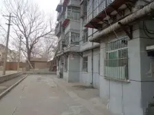 小区安静整洁 环境优美两室朝阳 方便停车出行方便