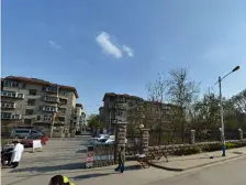 一楼带院,两室两厅65平,农科院单位宿舍,免费停车