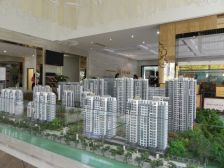 中央生活城精装三室,采光好,看房方便