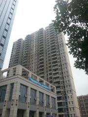 户型朝南次新楼精装修满五唯一地铁五号线