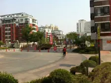 此房产权清晰,楼层好,视野开阔,采光充足,带大车库