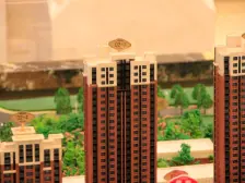 南边院产品,南北通透,可种菜种树,有地铁