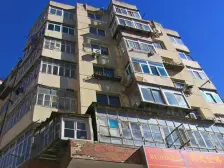 解放路 桃源大市场后身,地脚好!