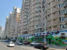 新机场商圈金海蓝湾南北朝向电梯洋房精装修