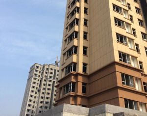 区政府近电梯房有地下室楼层好诚心出售看房方便