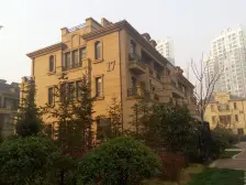 23楼东打头一线海景大平层,南北阳台已封包,产权清晰