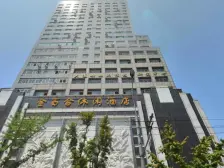 东南户型采光充足,方正规矩,没有浪费面积,视野好