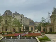 联排别墅 上下五层 功能间分区合理 随时看房 有钥匙