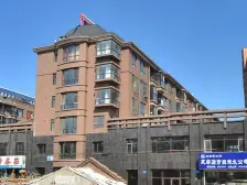 此房南北通透格局,采光好视野宽阔,无遮挡,家装两室