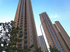 岭秀逸城小高层三室南北通厅带大阳台