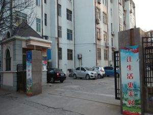 鲁伟宿舍3室2厅南